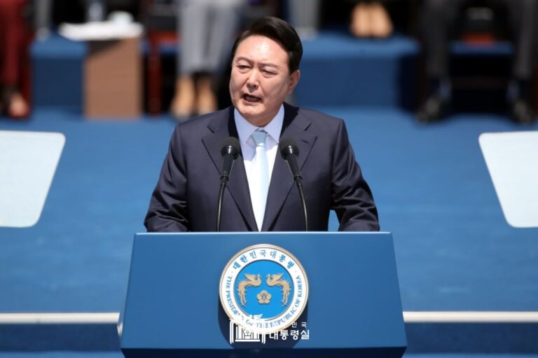 자유, 인권, 공정, 연대의 가치를 기반으로 국민이 진정한 주인인 나라
