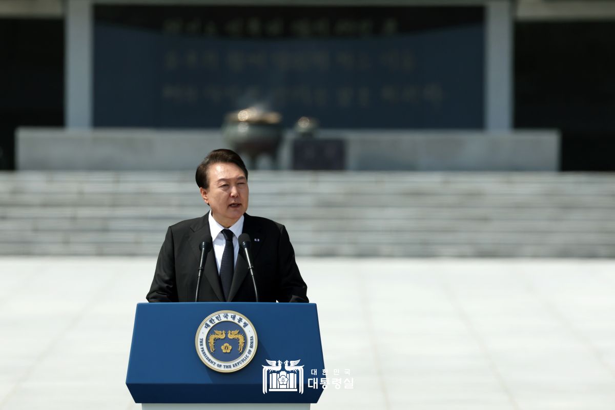"국가의 품격은 국가가 누구를 어떻게 기억하느냐에 달려있습니다."