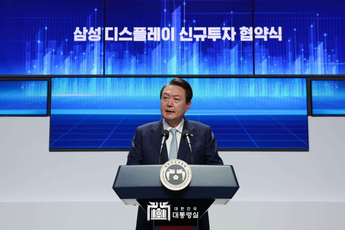 "정부는 충남을 미래 신산업 핵심 거점으로 키워나갈 것입니다"