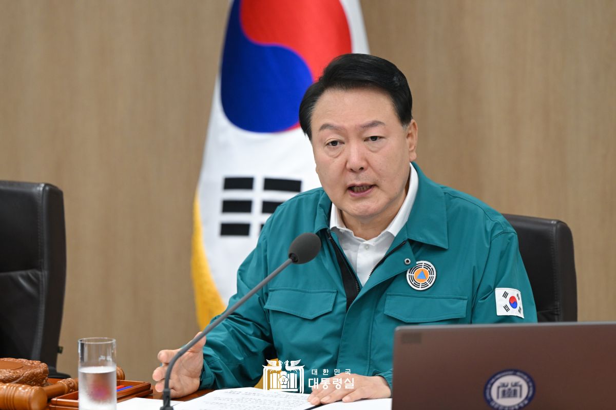 "빠른 시일 내에 특별재난지역 선포, 첫째도, 둘째도 국민안전"