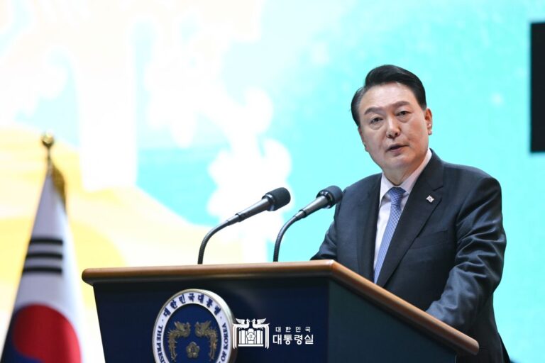 "대백제전이 백제 문화를 세계에 널리 알리는 축제로 발전하도록 든든히 뒷받침할 것"