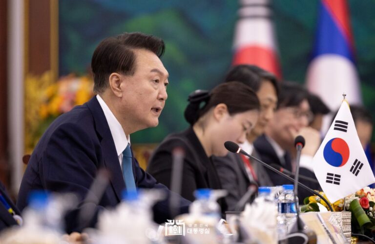 "내년 재수교 30주년을 맞아 양국 관계를 한 단계 높은 차원으로 높여나가기를 기대"