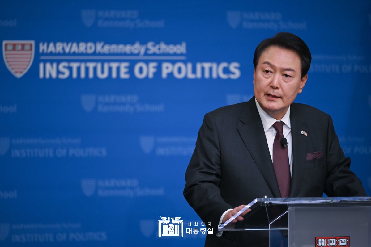 "자유를 위협하는 세력에 맞서기 위해서는 힘을 합치고 연대해야"