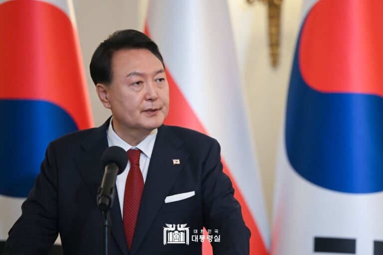 "한-폴란드, 재확인한 공동비전과 인식으로 긴밀한 소통 이어갈 것"