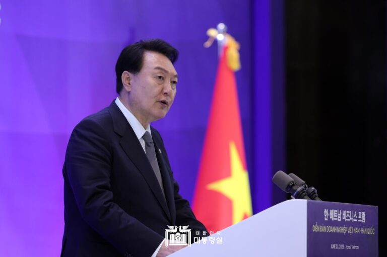 "한-베트남 무역 역동성 끌어올리는 것 시급...통관 절차 간소화 등 무역 걸림돌 제거해 나가야"