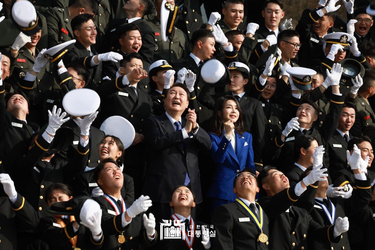 "안보는 미래의 핵심축...강력한 해양강군 구축해야"