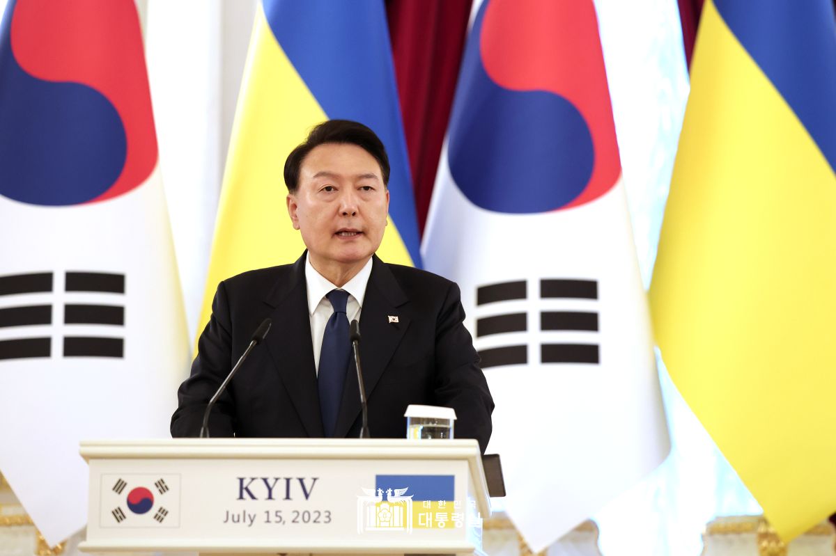 "한-우, 우크라이나 평화연대 이니셔티브 추진"