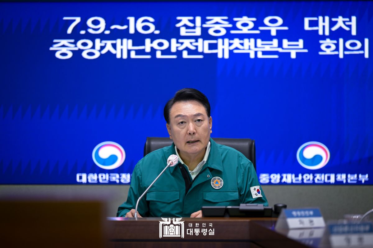 "복구작업과 재난피해 지원 신속 실시, 특별재난지역 선포 등 후속조치도 바로 추진"