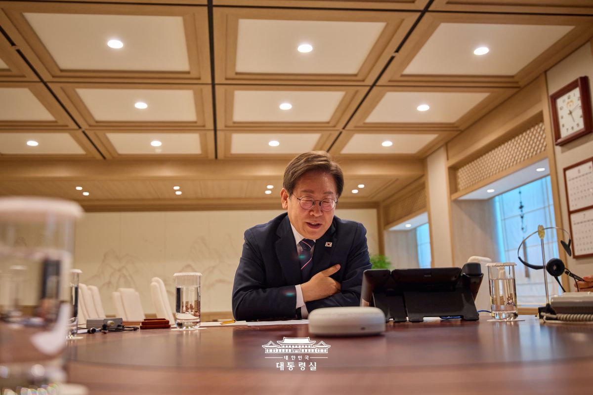 프라보워 수비안토 인도네시아 대통령과 첫 통화를 가졌습니다