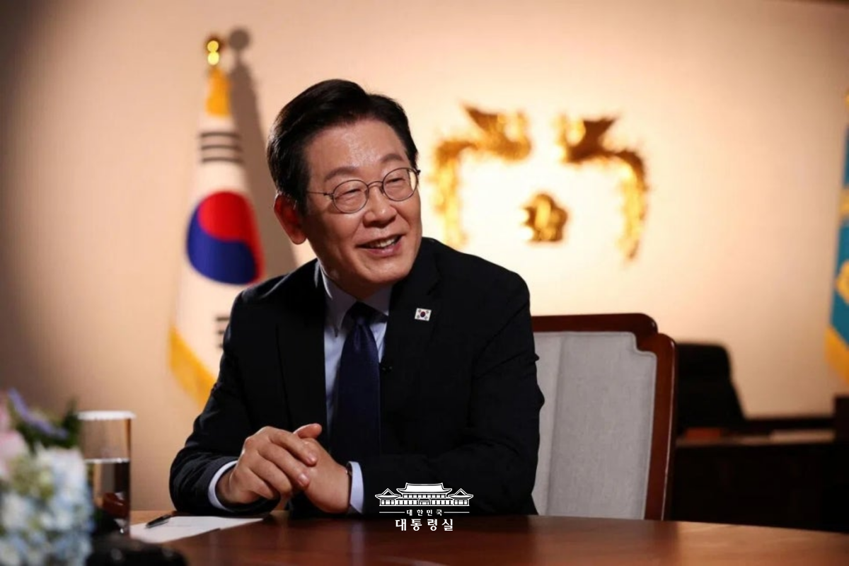 [싱가포르 The Straits Times] 이재명 대통령, “계엄 사태 후 10개월 만에 한국은 완전히 회복”