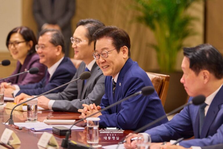 대한민국은 어떠한 변화 속에서도 새 길을 만들어갈 것입니다