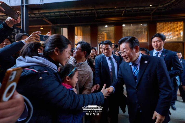 이제 대통령으로서의 역할을 하겠습니다